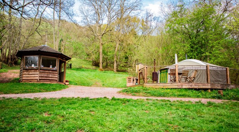 yurts 1 _ kitchen