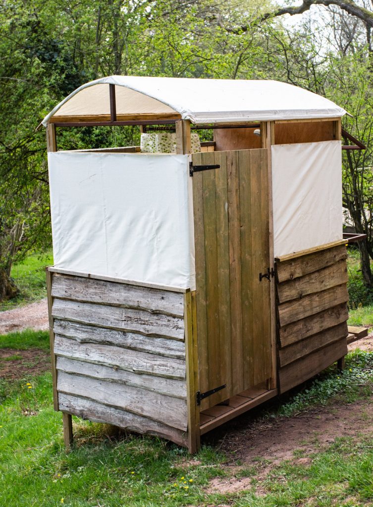 Safari shower