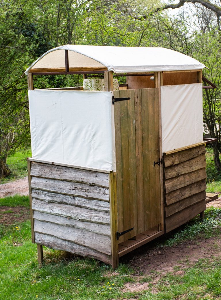 Safari shower